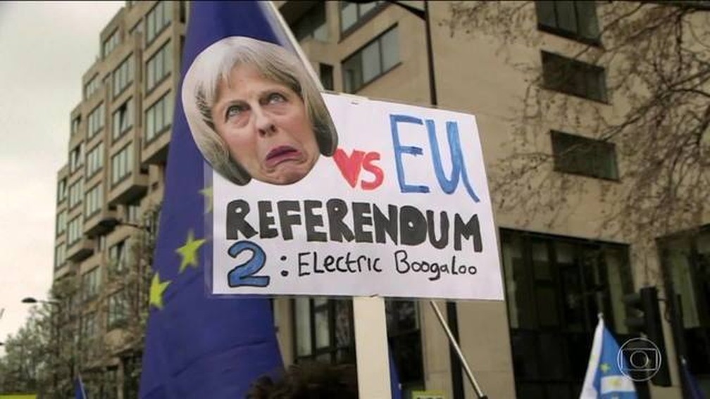 Ato pela permanência do Reino Unido na UE atrai um milhão em Londres — Foto: Reprodução/JN