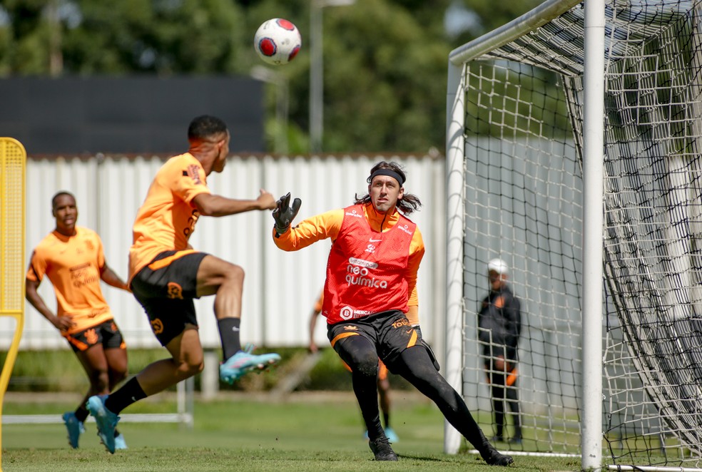 Timão precisa tomar cuidado com as bolas pelo alto contra o RB Bragantino