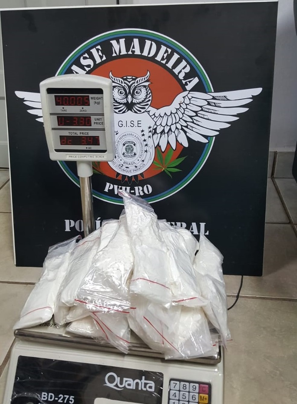 Polícia federal prende duas pessoas no Aeroporto de Porto Velho por tráfico de drogas — Foto: PF/Reprodução