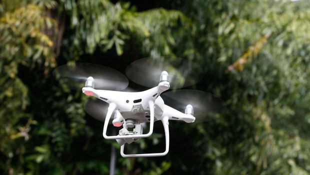 Drones não podem sobrevoar áreas de aeroporto em um raio de 9 quilômetros, diz a FAB  (Foto: Arquivo/Agência Brasil)