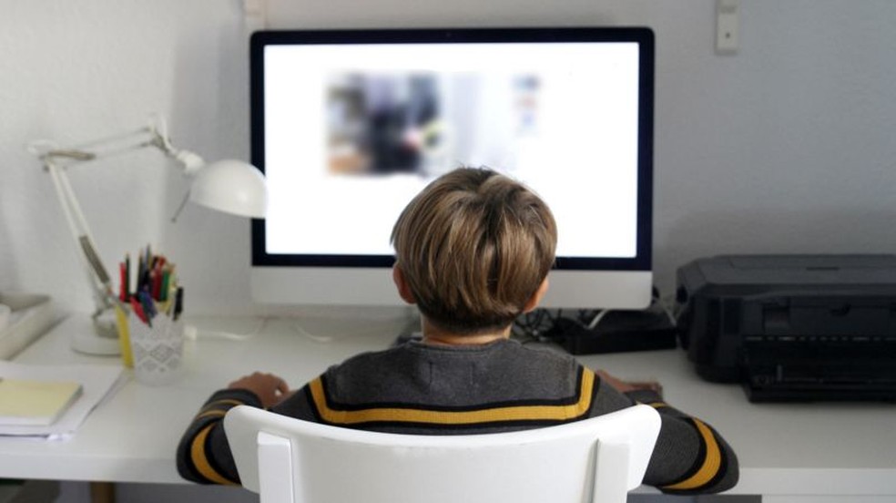 Criança paulista de 10 anos foi abordada em chat virtual por adulto que acabaria preso três anos depois — Foto: Getty Images via BBC