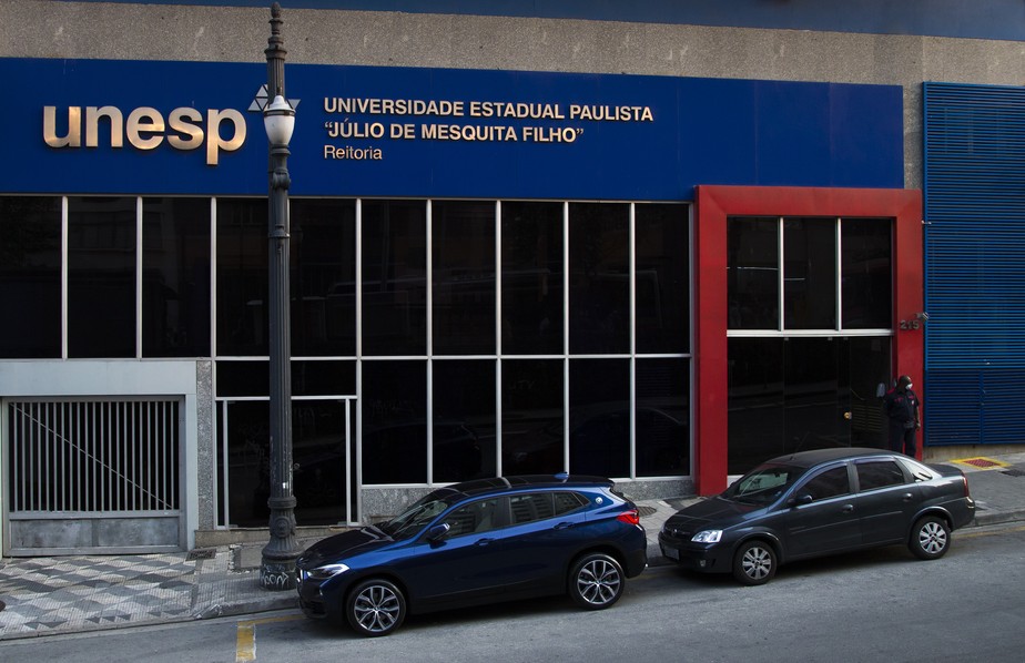 Democracia sempre!