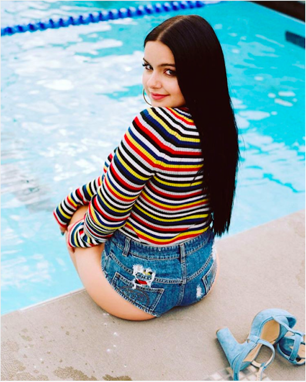 Ex-estrela infanto-juvenil Ariel Winter posa de lingerie com