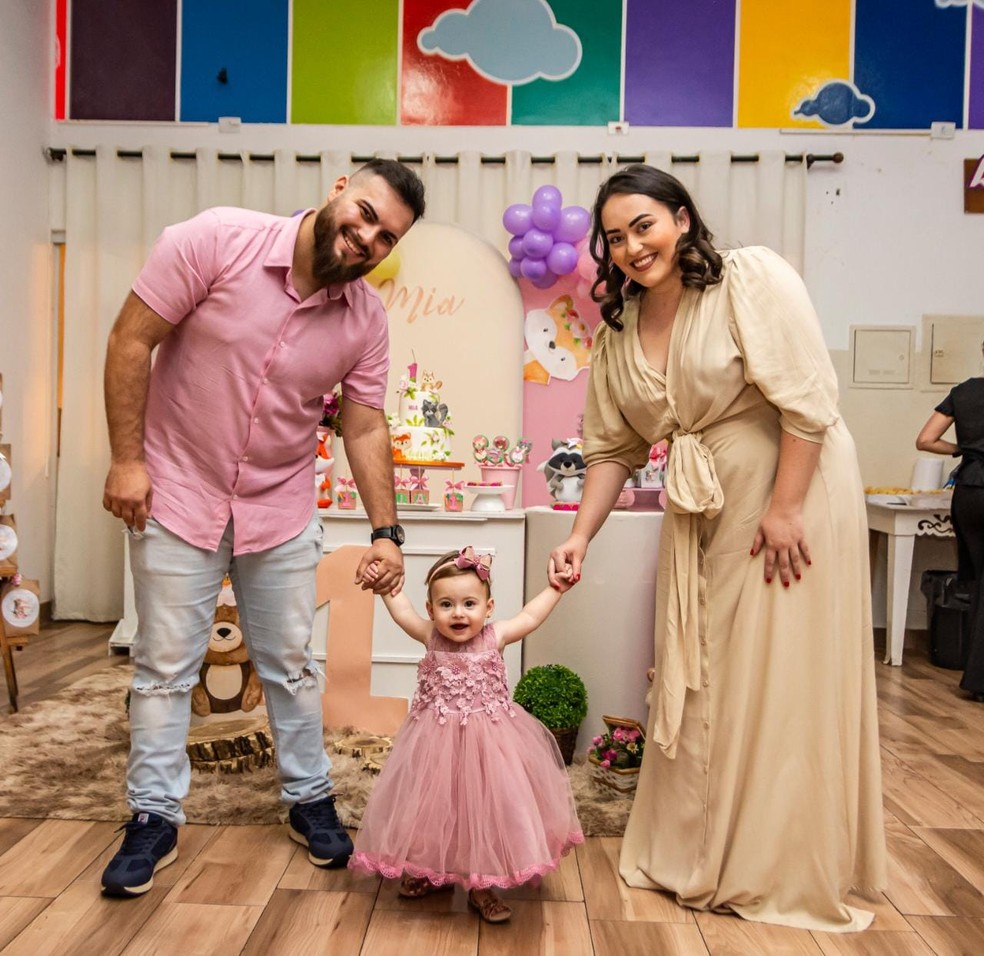 Família de Ourinhos (SP) contou que ideia de registrar momento surgiu de outro vídeo que já havia viralizado na web — Foto: Thais Garcia/Arquivo pessoal