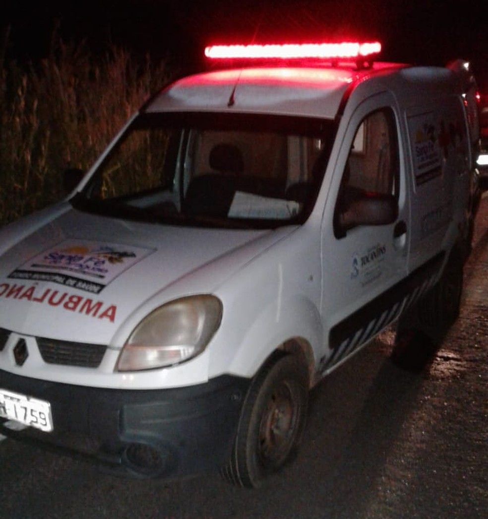 Jovem foi executado dentro da ambulÃ¢ncia (Foto: DivulgaÃ§Ã£o)