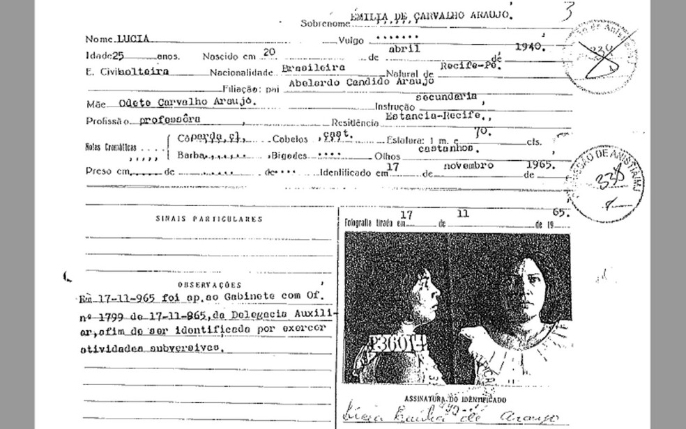 Documento mostra a foto da professora Lúcia Emília de Carvalho Araújo, que foi fichada pelo DOPS por exercer "atividade subversiva" durante a ditadura  — Foto: Reprodução/Eduardo Reina