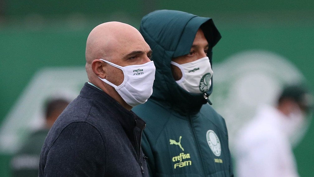 Derrota em negociação com Ramírez não muda projeto do Palmeiras na procura por novo treinador