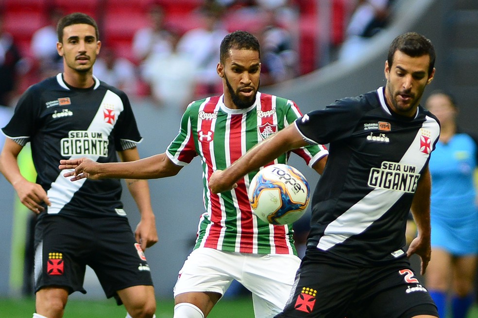 Cáceres teve boa atuação contra o Fluminense — Foto: EDU ANDRADE/FATOPRESS/ESTADÃO CONTEÚDO