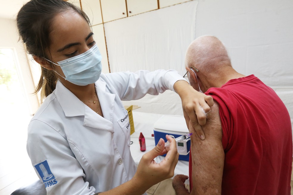 covid 19 campinas comeca a agendar vacina para idosos com mais de 68 anos veja como fazer campinas e regiao g1