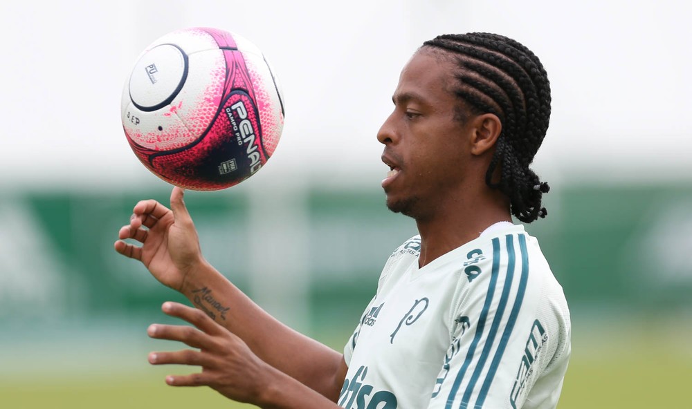 Palmeiras fecha preparação apenas com reservas em campo