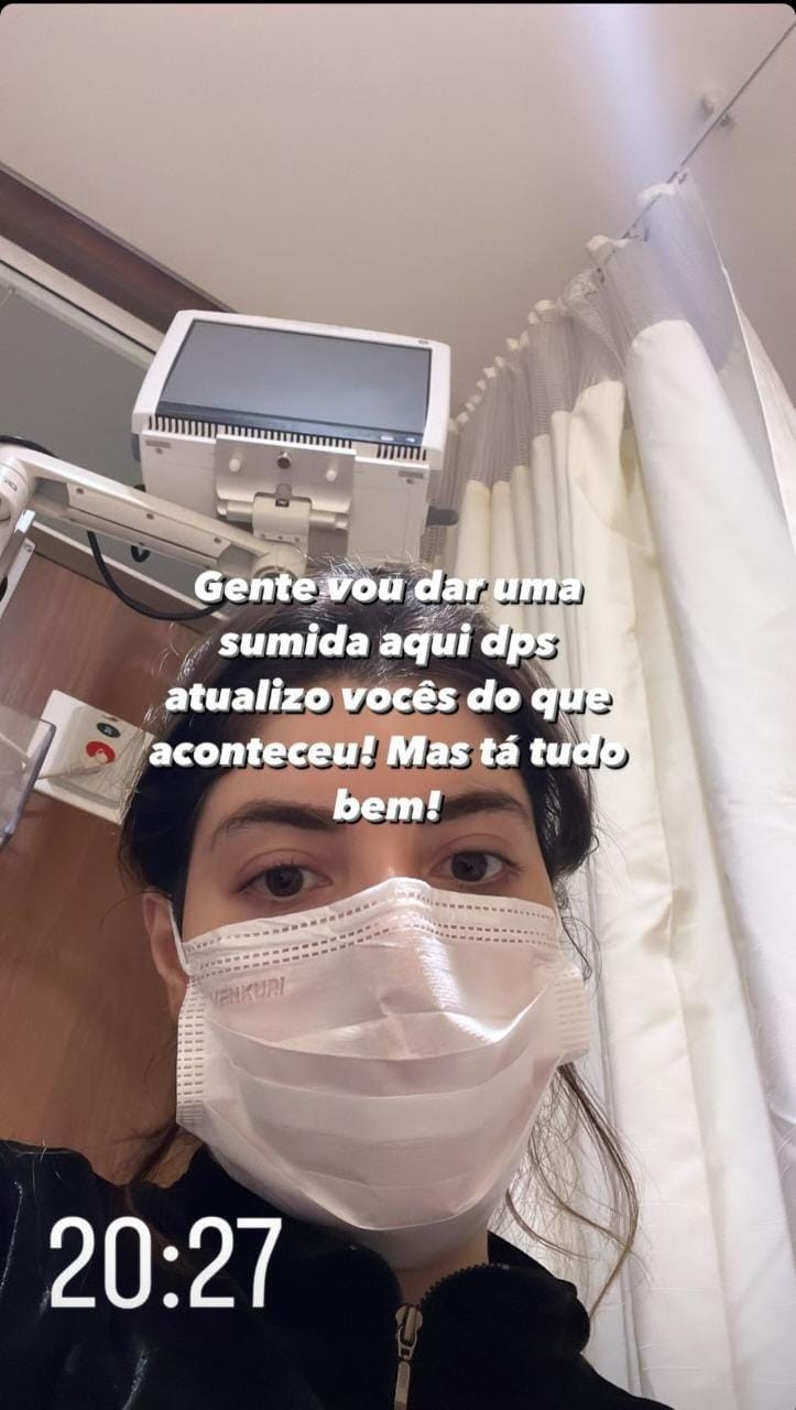 No hospital, Gkay tranquiliza fãs (Foto: Reprodução/Instagram)