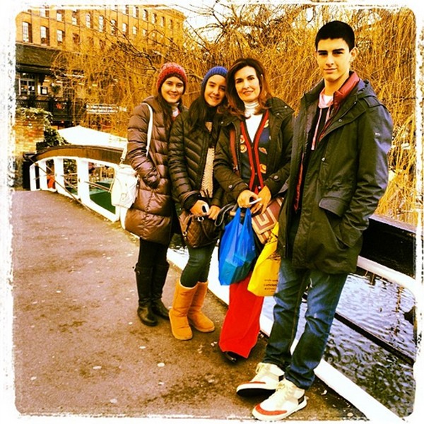 Fátima Bernardes e a família (Foto: Reprodução/Instagram)