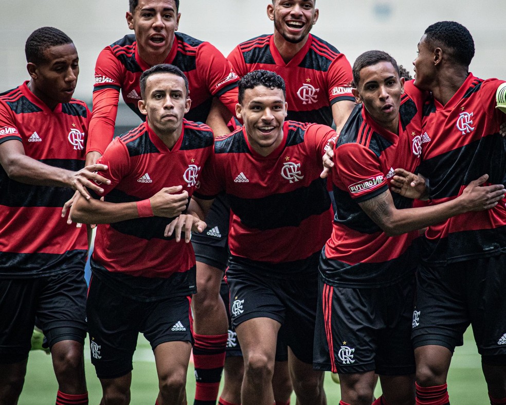 Sub-17 do Flamengo comemora contra o Palmeiras — Foto: Carlos Santana / Portal da Base Brasil