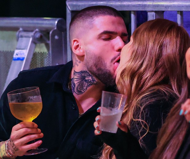 Viih Tube beija muito em show da dupla Israel e Rodolffo (Foto: Manuela Scarpa/Brazil News)