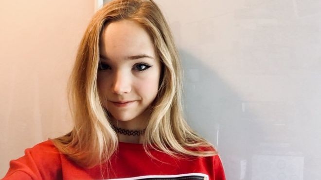 Apresentada como 'anti-Greta', a adolescente alemã de 19 anos se tornou uma voz dos céticos das mudanças climáticas (Foto: NAOMI SEIBT. via BBC)