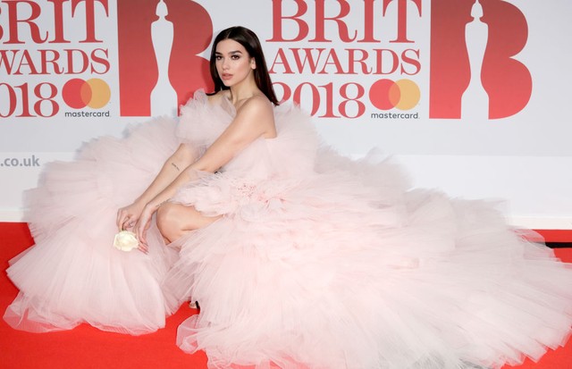 Dua Lipa no Brit Award 2018 (Foto: Getty Images)