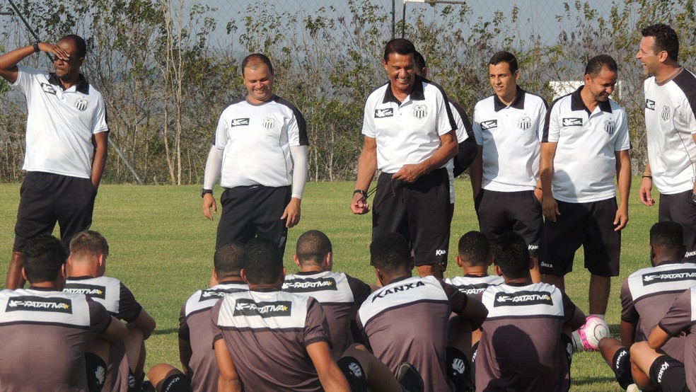 Central divulga programação antes de jogo contra o Náutico (Foto: Lucas Liausu)