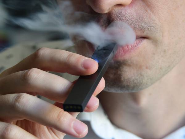 Proibição de vape: 5 motivos pelos quais o cigarro eletrônico faz mal à  saúde