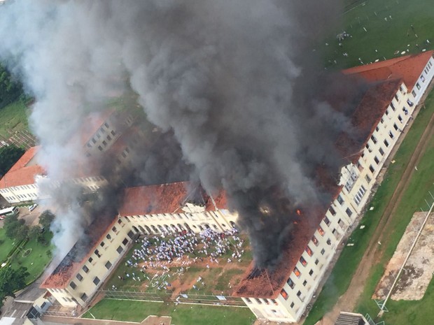 Pavilhões do CPP 3 ficaram destruídos (Foto: Arquivo Pessoal)