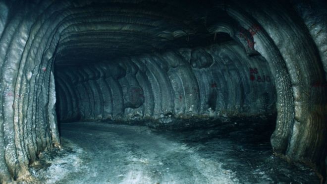 BBC - Um grande volume de petróleo é armazenado em cavernas subterrâneas na Louisiana e no Texas (Foto: Getty Images via BBC News)