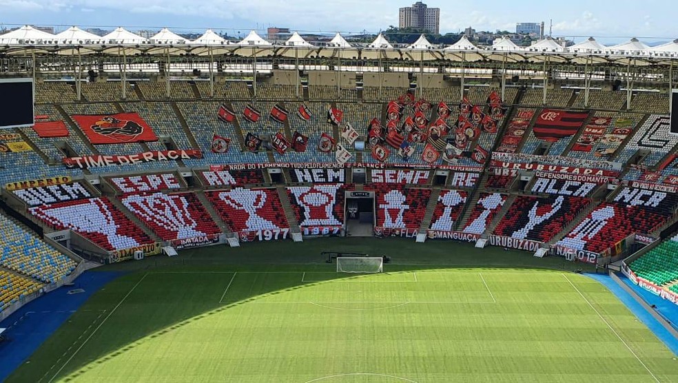 Torcida do Flamengo provoca Fluminense em mosaico no Maracanã — Foto: Divulgação