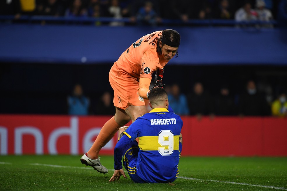 Cássio e Benedetto em Boca x Corinthians — Foto: Staff Images / CONMEBOL