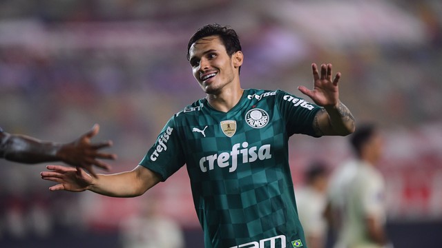 Gol de Raphael Veiga em Universitario x Palmeiras