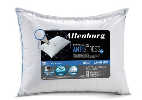 O Travesseiro Antistress, da Altenburg, possui fios de carbono na estrutura do tecido que garante uma qualidade de sono restauradora e relaxante. Ver preço no site (Foto: Divulgação)