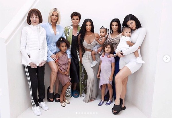 As mamães da família Kardashian-Jenner (Foto: Instagram)