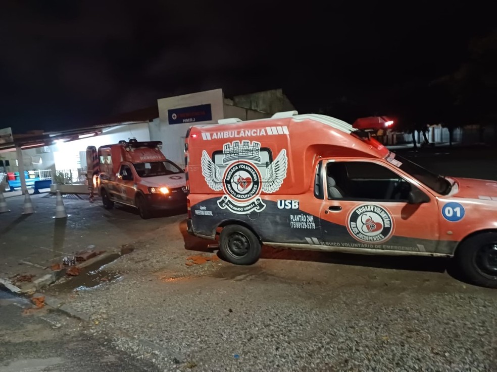 Motorista morre e outro fica ferido após batida entre caminhões em Riachão do Jacuípe — Foto: Brigada Anjos Jacuipenses