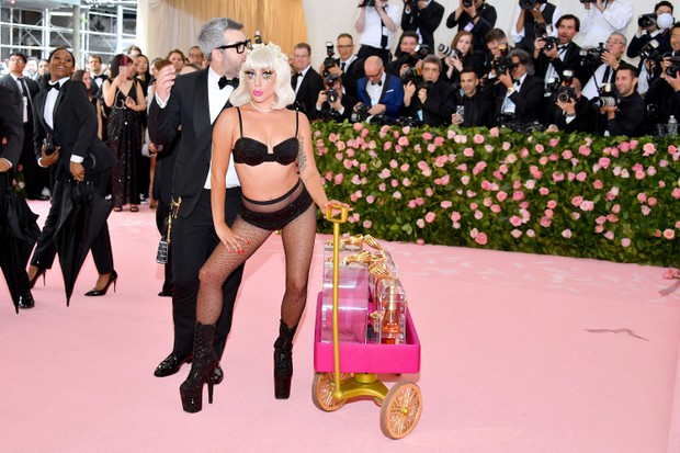 Lady Gaga no Met Gala (Foto: Getty Images)