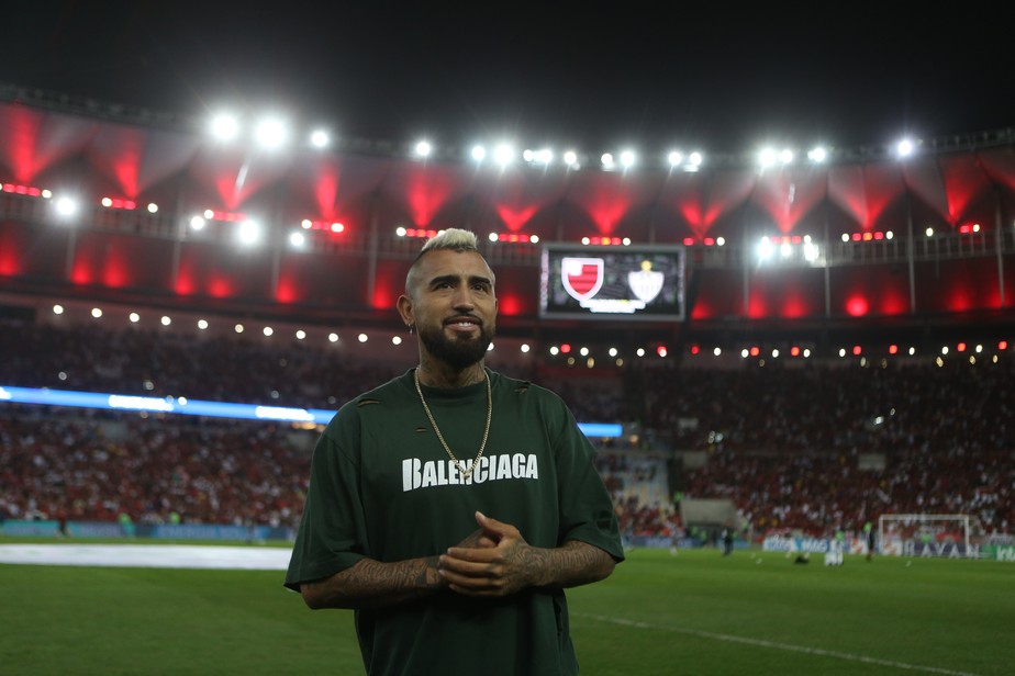 Vidal na partida entre Flamengo e Atlético-MG, no Maracanã