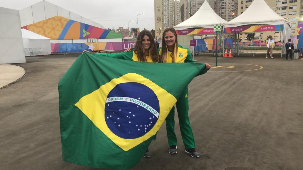 Martine Grael e Kahena Kunze vÃ£o ser porta-bandeira do Brasil no Pan â€” Foto: JoÃ£o Gabriel Rodrigues