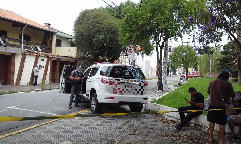 Três crianças morrem após quarto em que dormiam pegar fogo em Poá — Foto: Aniele Santos/TV Diário