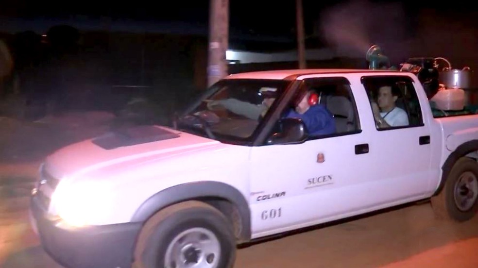 Bauru retoma nebulização para conter infestação do mosquito da dengue — Foto: TV TEM/Reprodução