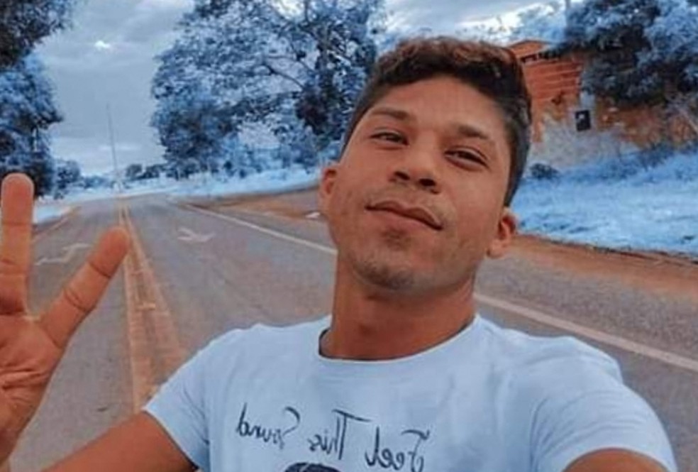 Rodolfo Muniz, de 31 anos, está desaparecido há mais de um mês— Foto: Arquivo pessoal