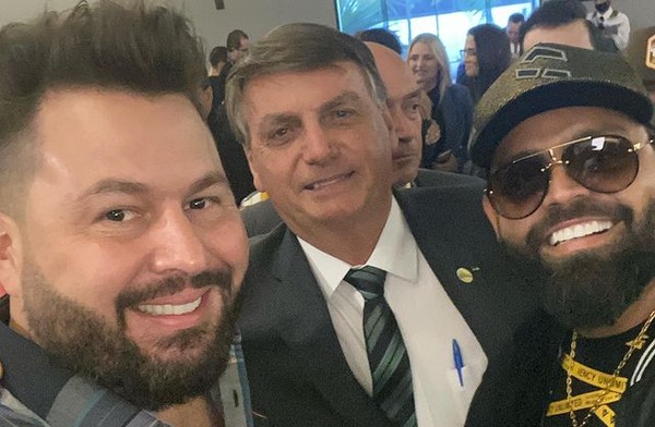 Diego e Arnaldo com Jair Bolsonaro — Foto: Reprodução/Instagram