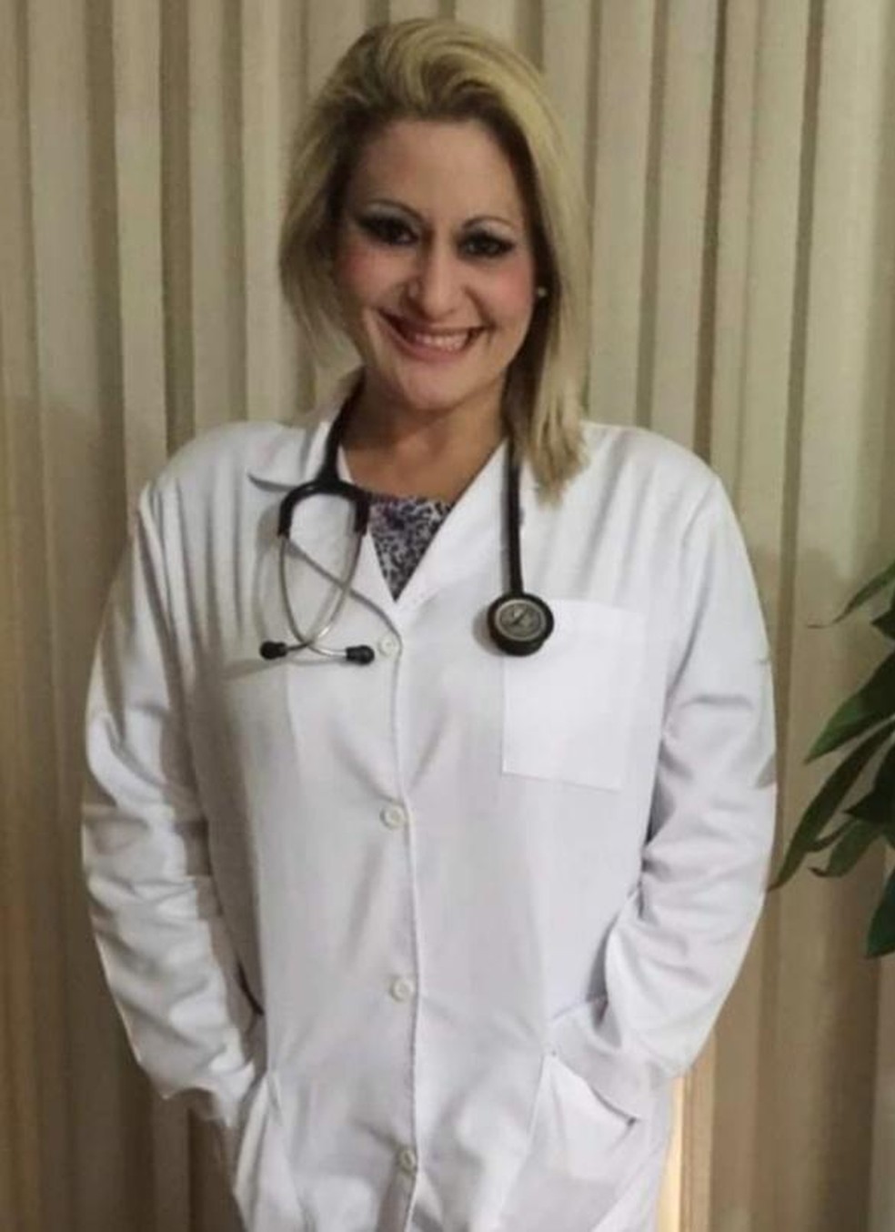 Médica Cibele Bento Rodrigues, de 38 anos, morreu nesta terça-feira (6) vítima da Covid-19 em Barra do Garças — Foto: Arquivo pessoal