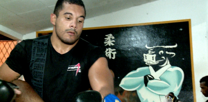 Rodrigo Barni, MMA (Foto: TV Clube)
