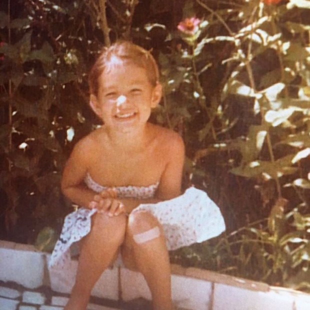 Patrícia Poeta em foto da infância (Foto: Reprodução/Instagram)