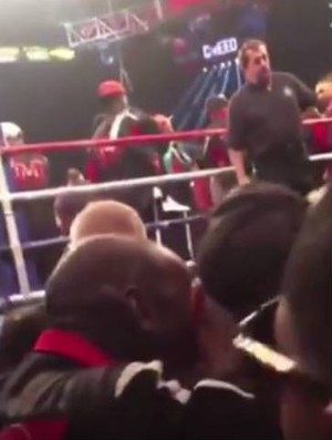 Justin Bieber barrado em festa de Mayweather no ringue (Foto: Reprodução) Justin Bieber barrado em festa de Mayweather no ringue (Foto: Reprodução)