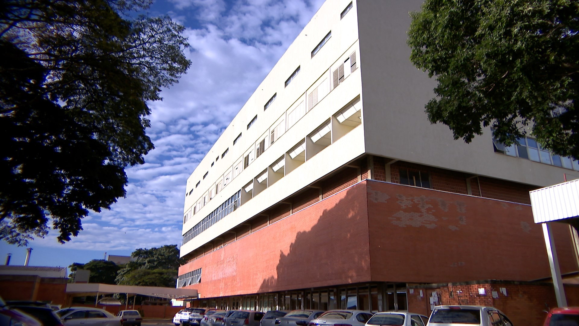 HC-UFU alerta sobre golpe em que falso médico pede pagamento por exames e procedimentos gratuitos