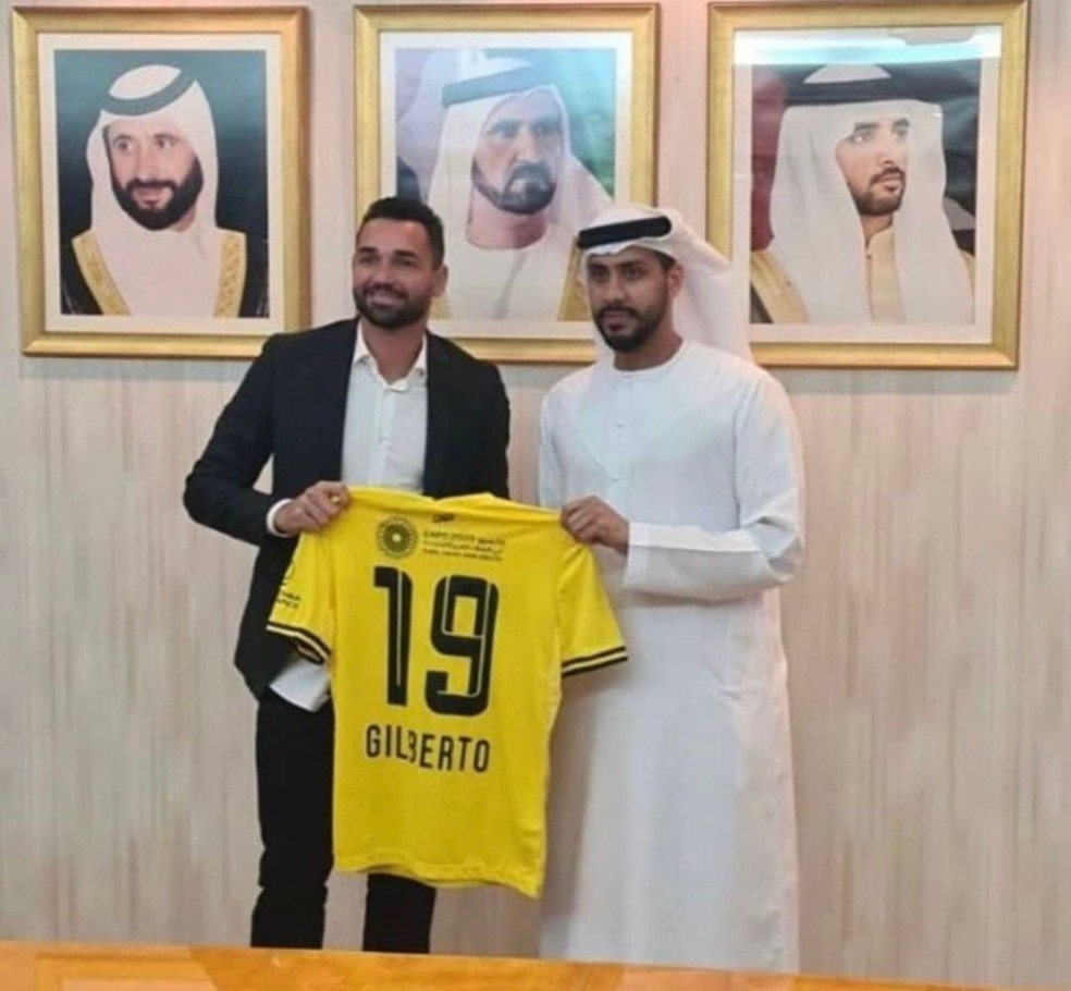 Gilberto, ex-Bahia,  apresentado no Al Wasl, de Dubai  Foto: Reproduo