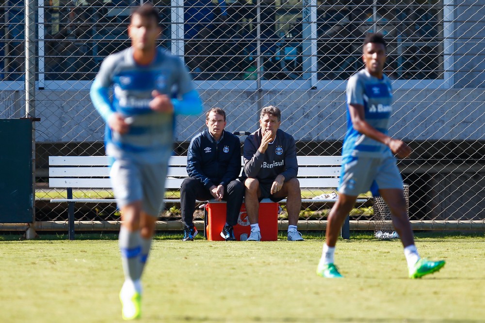 Grêmio encara maratona de oito jogos em 24 dias para se ajustar