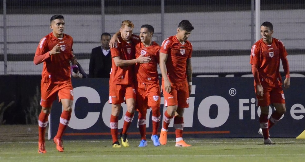 Ferrugem voltou marcou o gol da vitória sobre a Ponte Preta — Foto: Álvaro Júnior/ PontePress