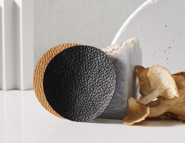 Marcas de luxo se unem em consórcio inédito para financiar 'couro' sintético feito de cogumelos (Foto: Divulgação)