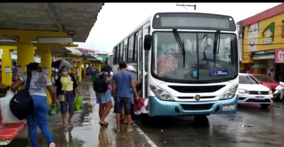 Ônibus urbanos começam a circular na cidade de Alagoinhas após contrato com  outra empresa ter sido encerrado | Bahia | G1