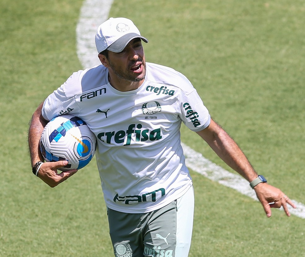 Abel Ferreira em treino do Palmeiras — Foto: Fabio Menotti / Ag Palmeiras