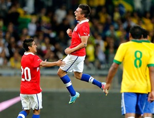 Vargas gol Chile Brasil  (Foto: Reuters)