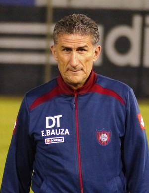 Edgardo Bauza, técnico do San Lorenzo (Foto: Daniel Mundim)